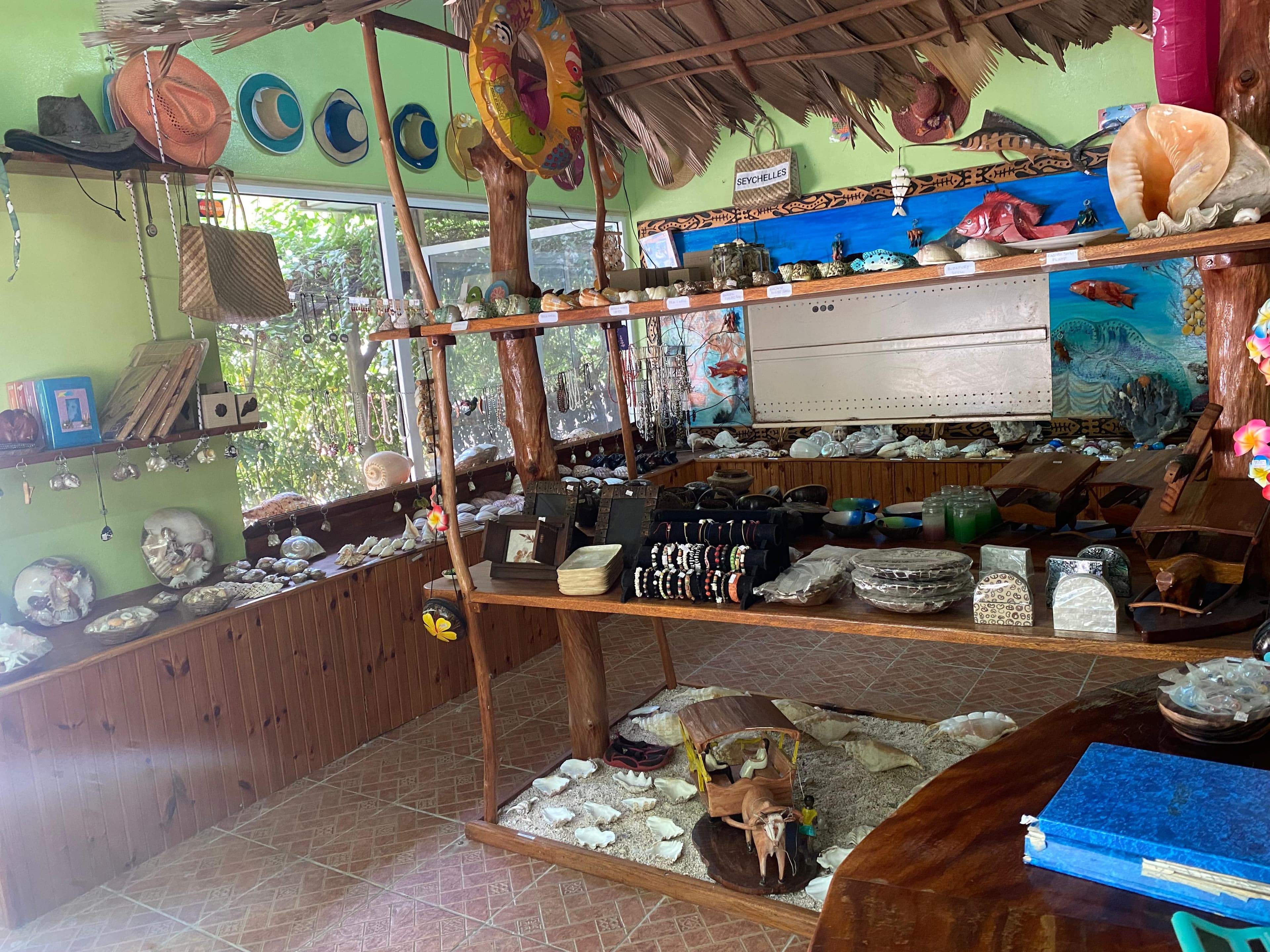 Jewellery & Accessories